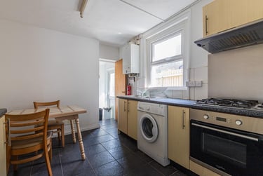 4 bed house, Minny Street, Cathays, Cardiff, CF244ES - Image 8